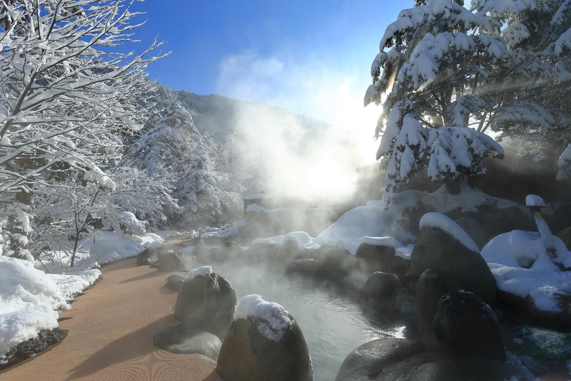 Hirayunomori Hotel Takayama  Bagian luar foto